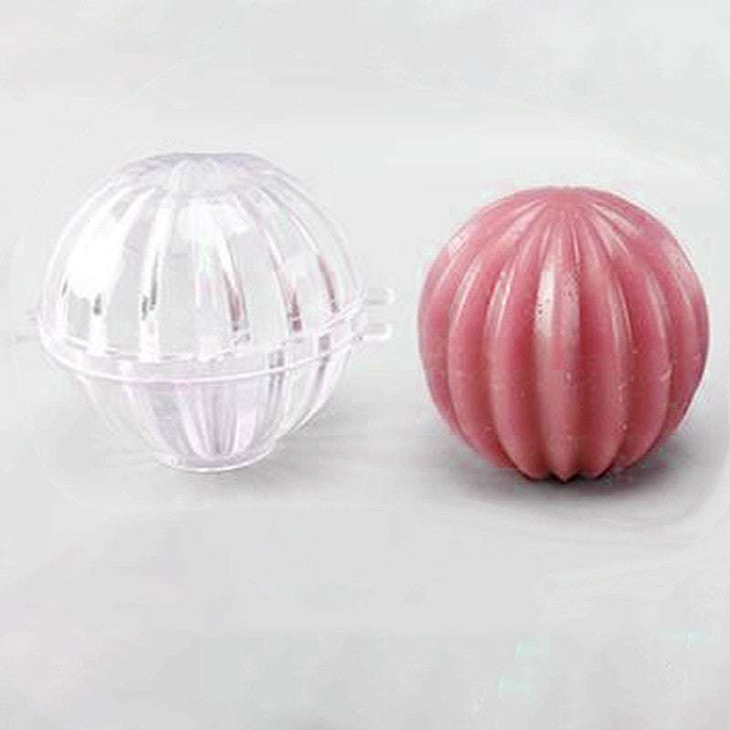 Round scented candle for living room or bedroom

