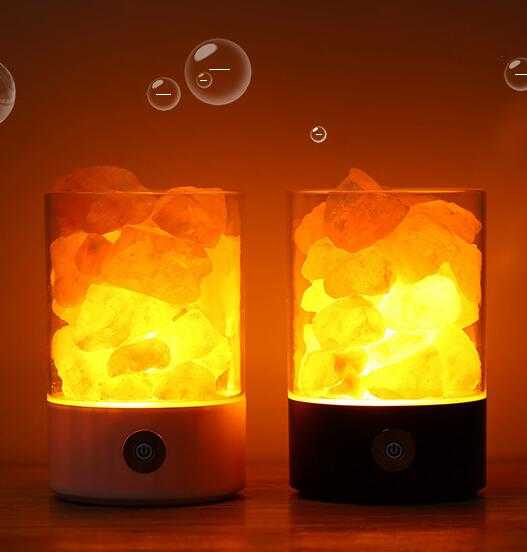 USB powered Himalayan salt lamp for relaxation

